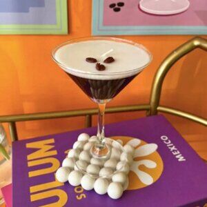 Espresso Martini Candle - Realistic Coffee Scent for Lovers